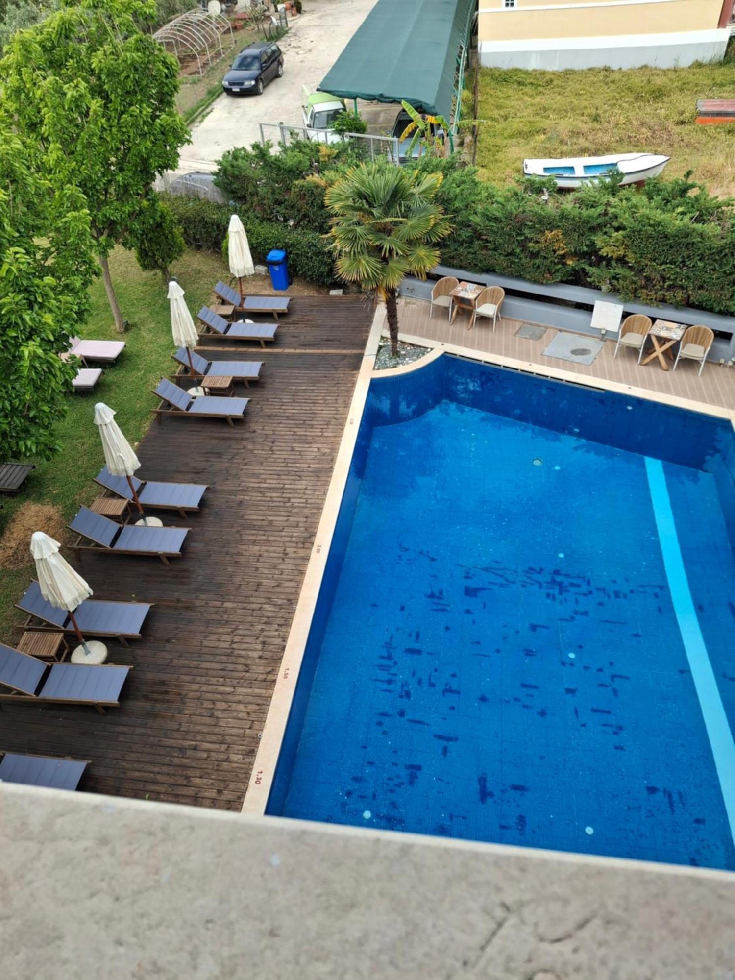 Palmyra Hotel นีดรี ภายนอก รูปภาพ